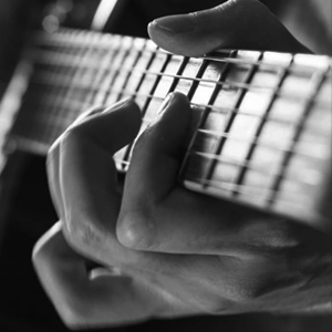 تقویت انگشت برای گیتار